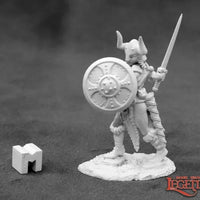 Alena Frostblade, Female Barbarian 03931 (metal)