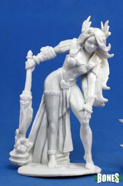 Yephima Female Cloud Giant 77162