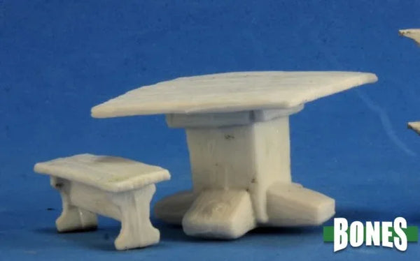 Tavern Items: Table and Benches 77319