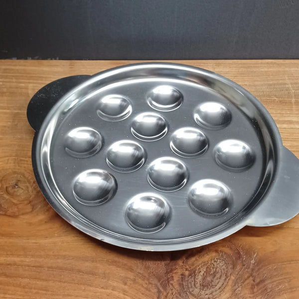 Metallfarbpalette mit 12 Farbbehältern