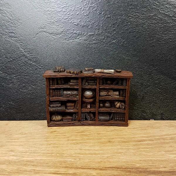 Leonardo-Bücherregal