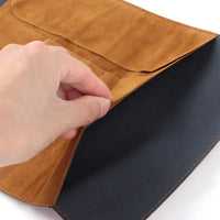 Bürstenetui aus Leder im Retro-Schatzkarten-Stil, dunkelbraun